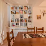 Penta Villa
